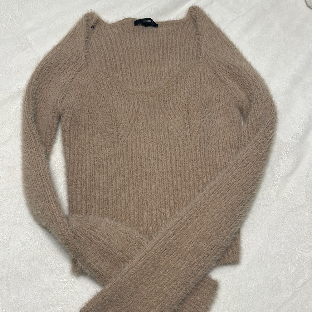 Super cute sweater